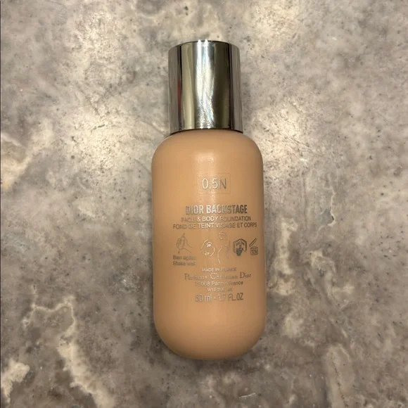 Dior Backstage Face and Body Foundation- 0.5 N - Picture 2 of 4